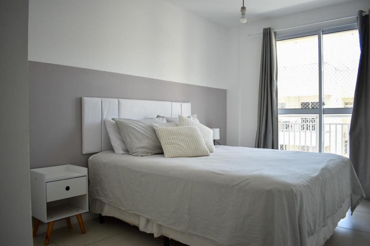Mediterraneo 507: Beachfront Comfort with BBQ and High-Speed Internet Cabo Frio Exterior photo
