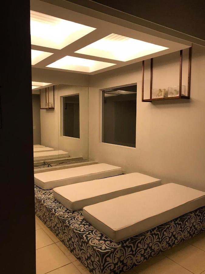 Mediterraneo 507: Beachfront Comfort with BBQ and High-Speed Internet Cabo Frio Exterior photo